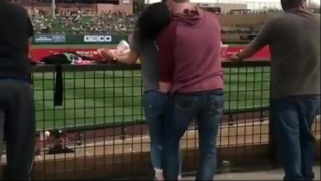It turns me on that they touch my ass like that xxx amateur video